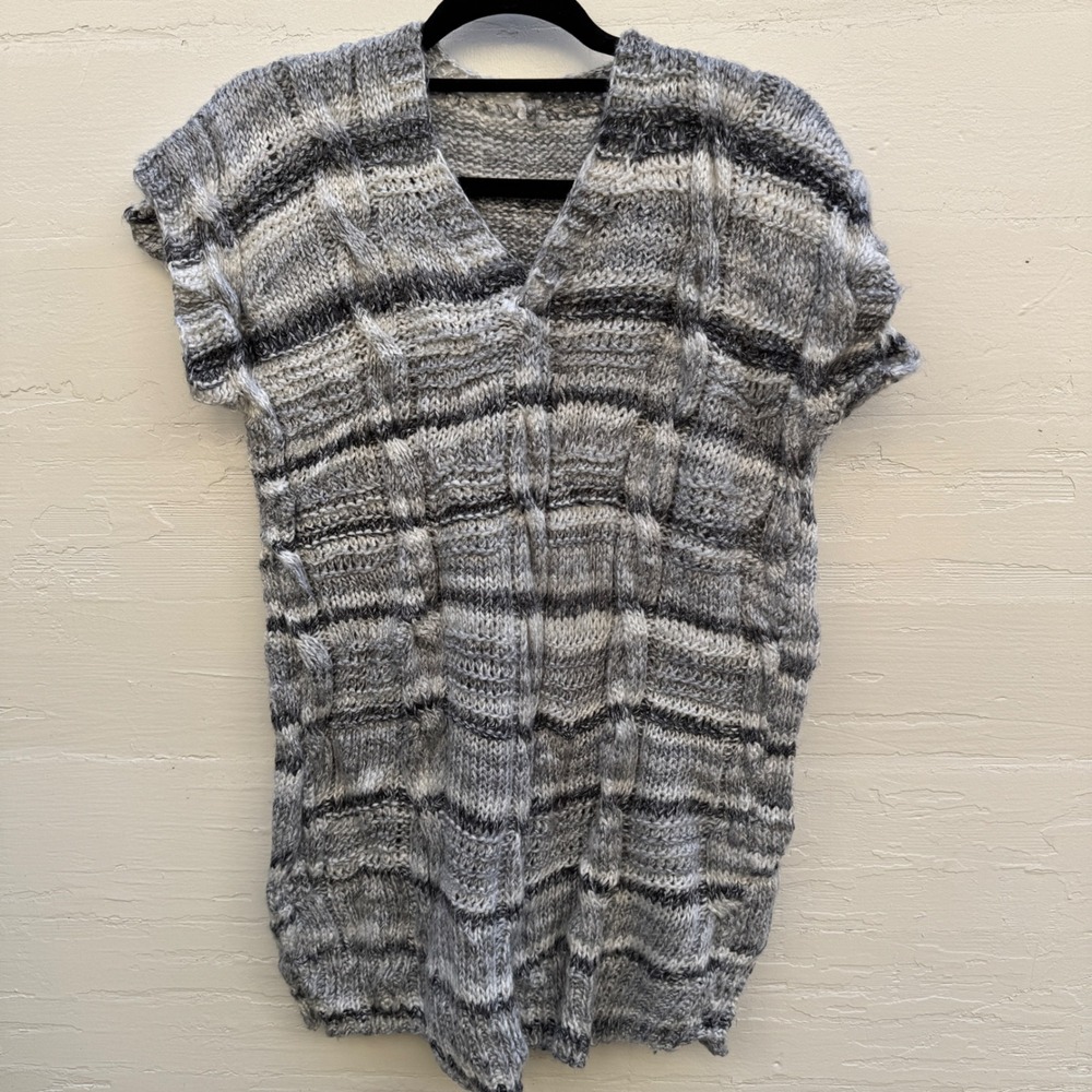 Handmade Knit Sweater Vest Medium Gray Striped V-Neck Cap Sleeve Boho Chunky